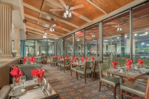 Ramada Plaza by Wyndham Fayetteville Fort Bragg Area image 24