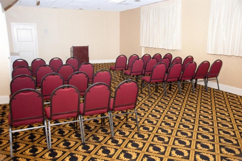 Ramada Plaza by Wyndham Fayetteville Fort Bragg Area image 48