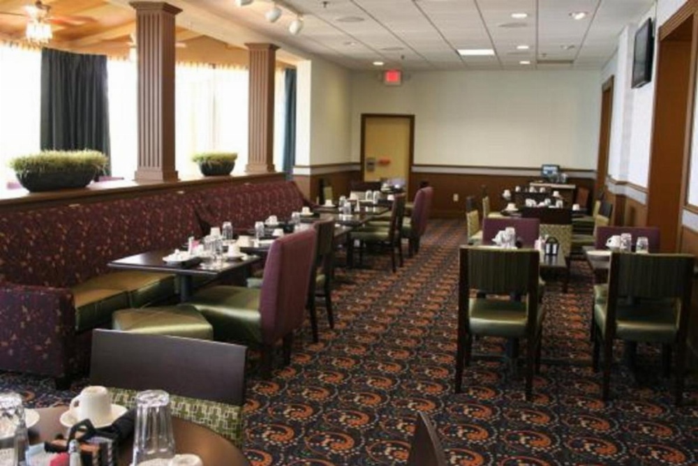 Ramada Plaza by Wyndham Fayetteville Fort Bragg Area Image 50