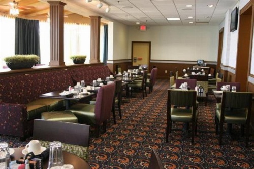 Ramada Plaza by Wyndham Fayetteville Fort Bragg Area image 50